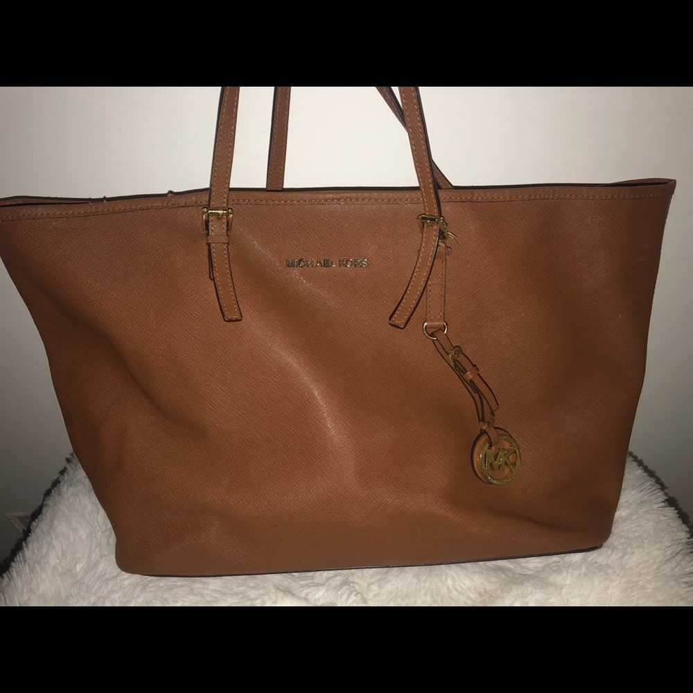 Used - michaels lots jet set medium size tote